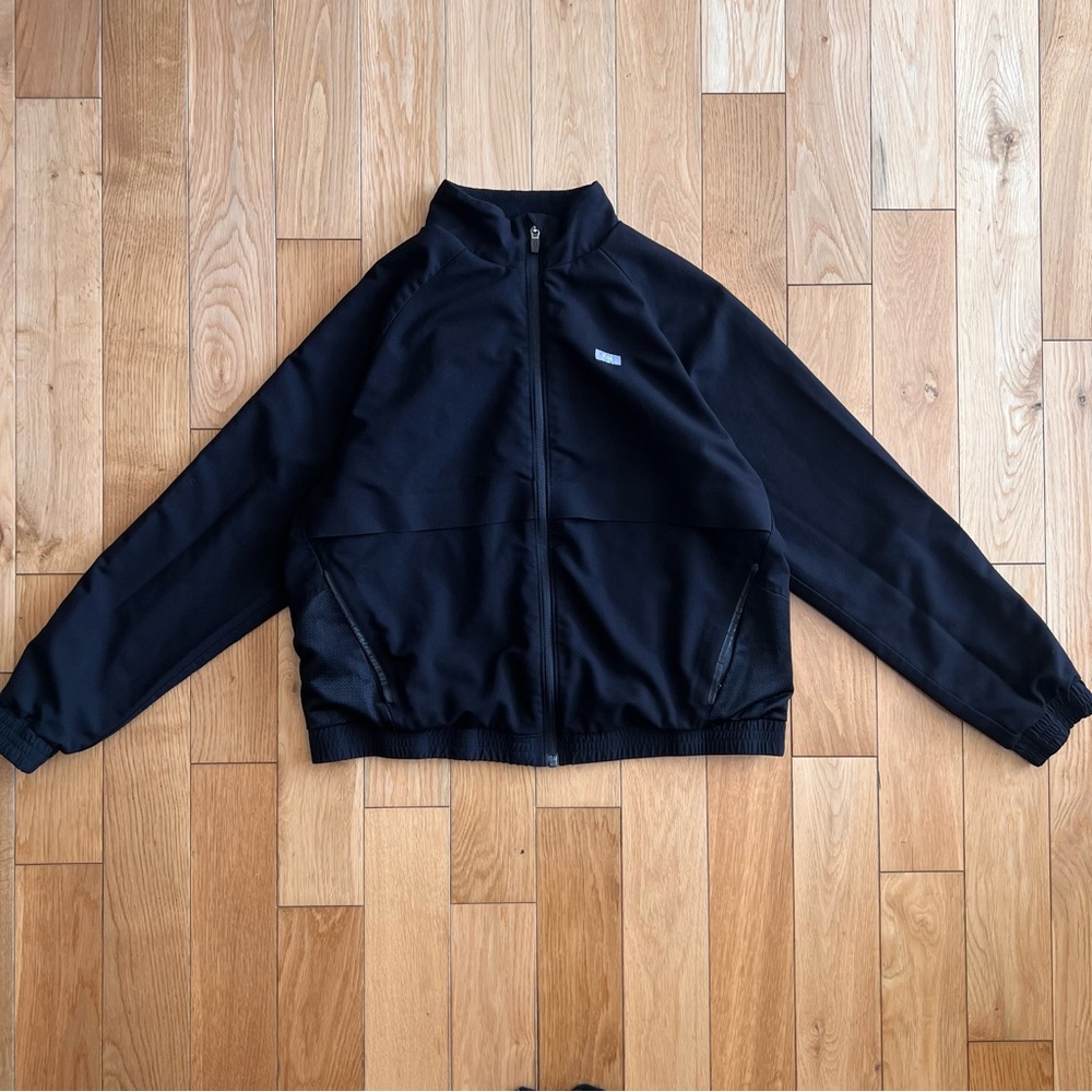 Figs Women’s Sydney Scrub Full Zip Jacket Black Technical Nurse Size Medium - Picture 1 of 8